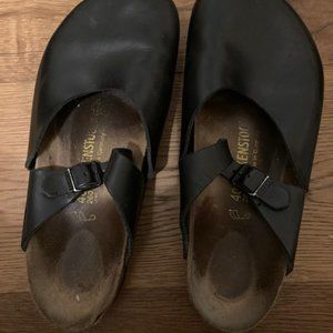 Birkenstock closed toe sandals